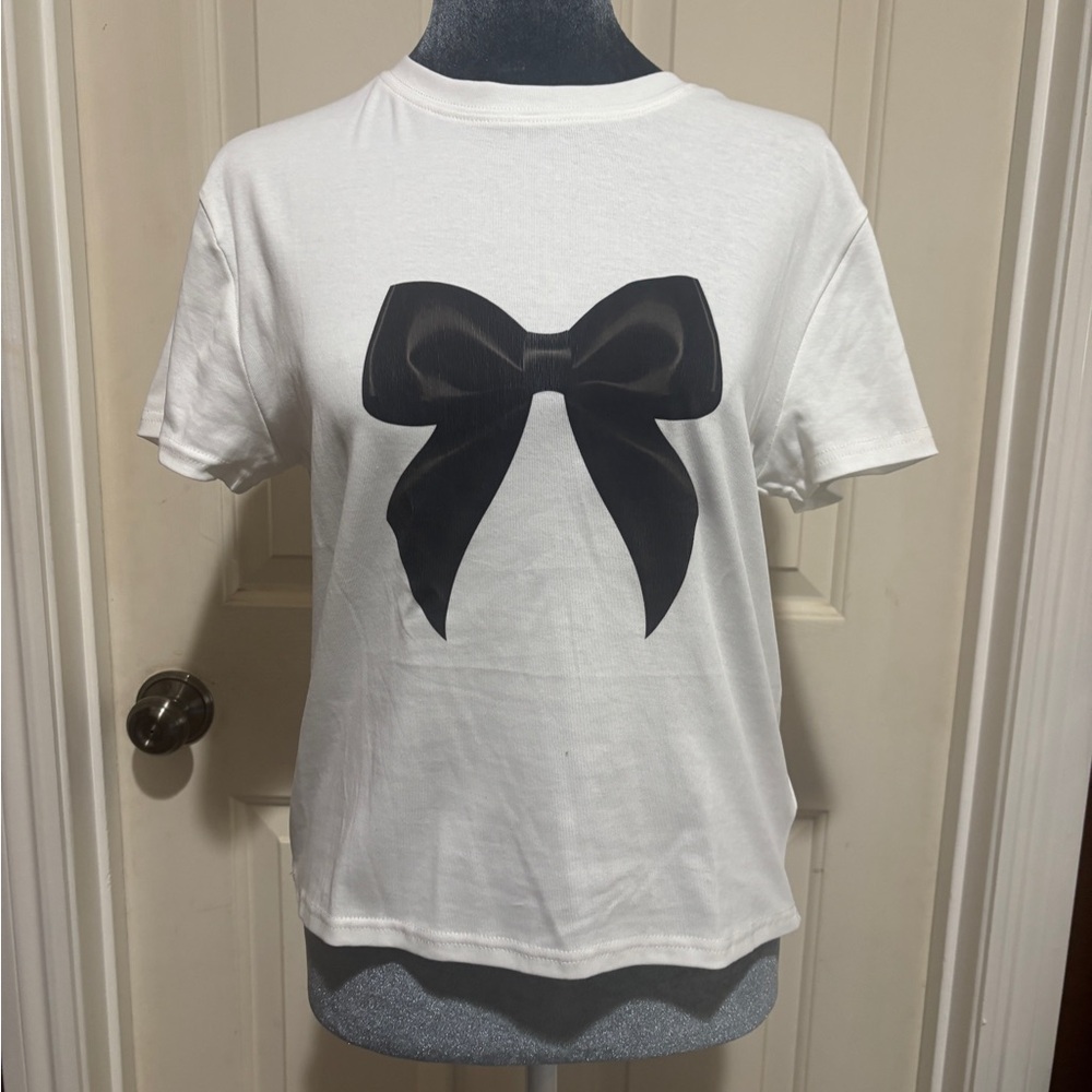 Edikted tee NWOT